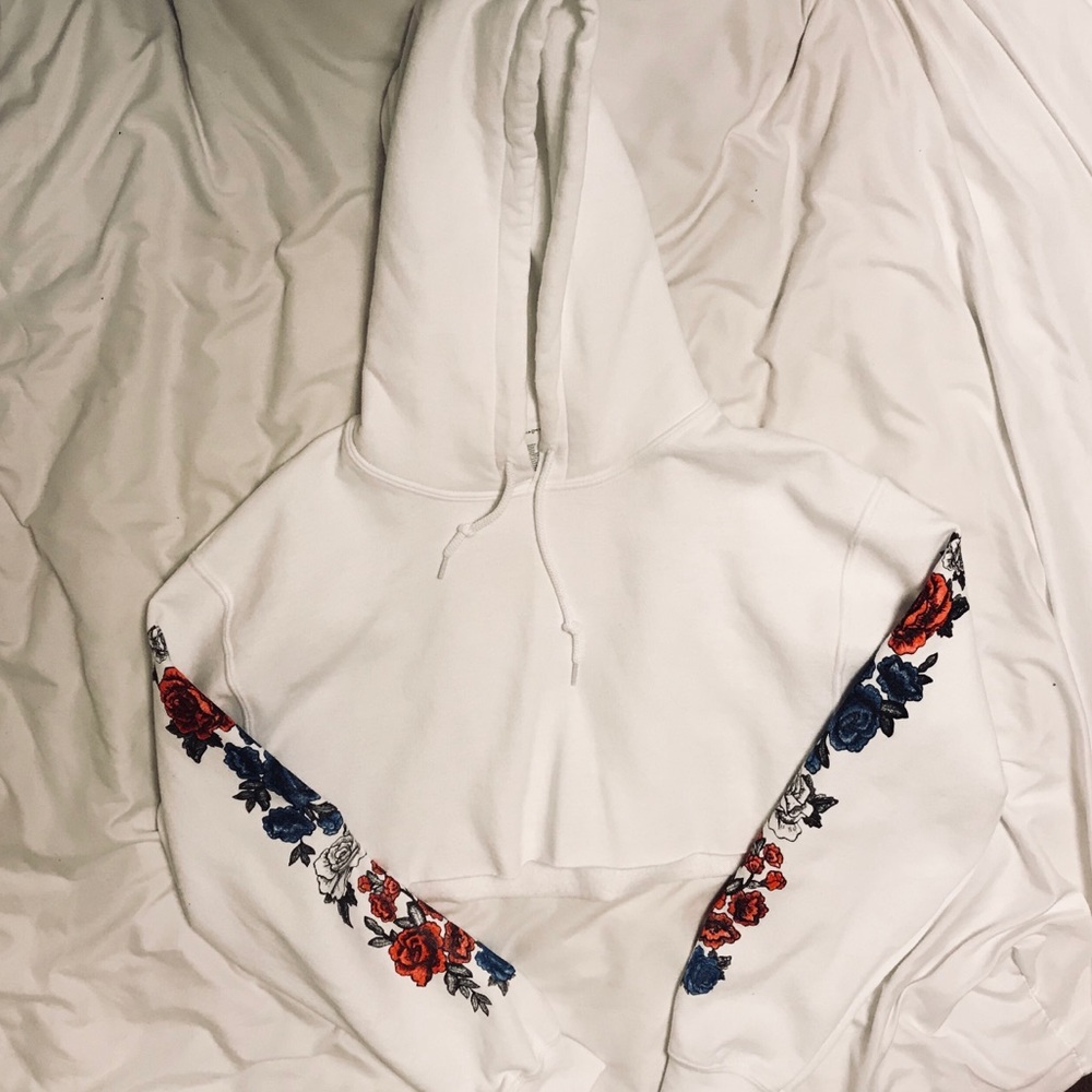 Cropped hoodie